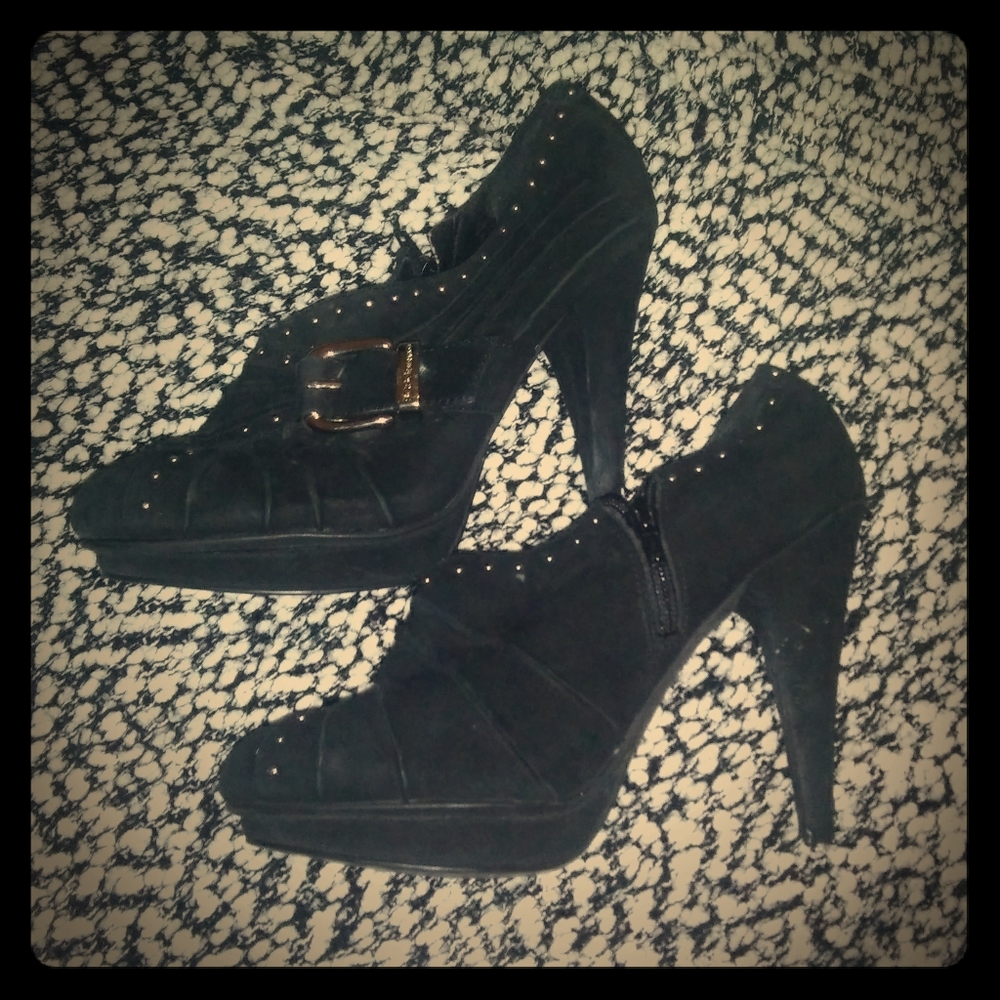 Black bcgb womens heels booties